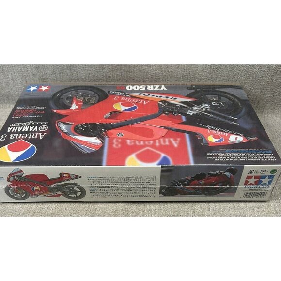 Tamiya 1:12 Scale Antena 3 Yamaha D'Antin YZR500 2002 Model Kit # 14091*2200 Abe - Picture 3 of 6